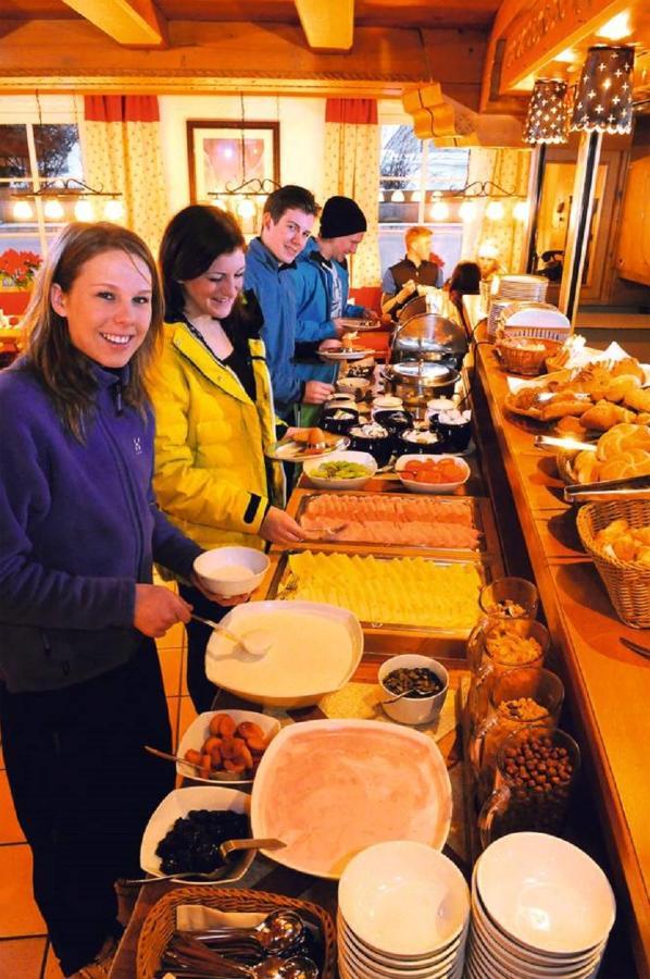 Hotel Eden Rock Bad Gastein Bagian luar foto