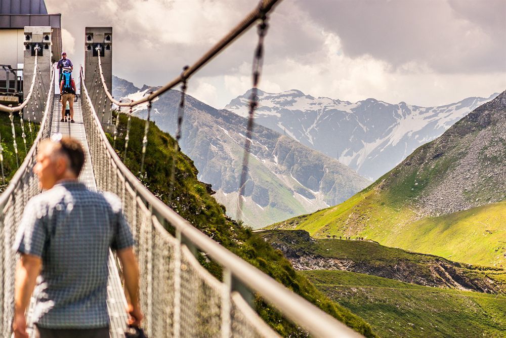 Hotel Eden Rock Bad Gastein Bagian luar foto