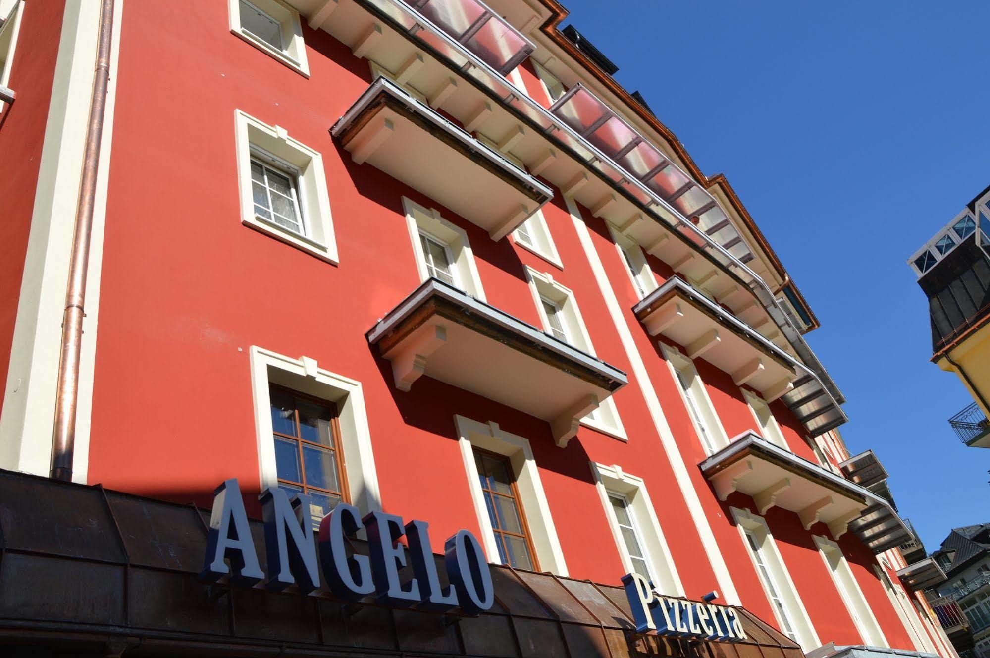 Hotel Eden Rock Bad Gastein Bagian luar foto